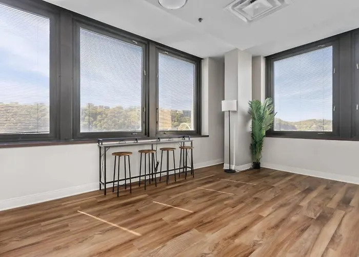 Sleek 2br Downtown Retreat With Gym Apartment Pittsburgh